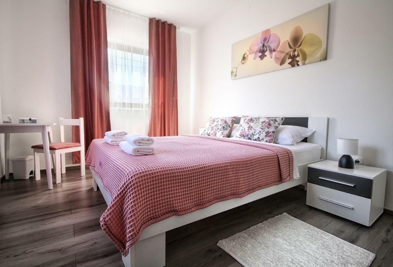Filip Apartment *